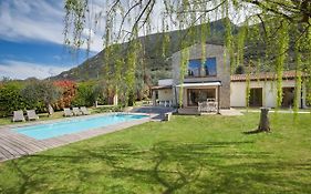 Villa Cipressi-Piscina-Whirpool-Sana